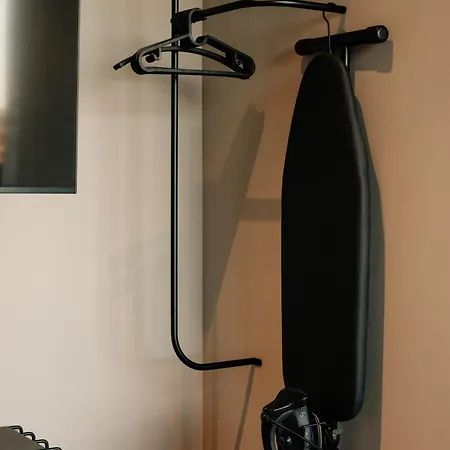 Hotel Coliving - Bord De Meuse - L'echappee Mosane *