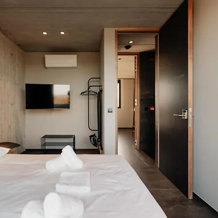 Coliving - Bord De Meuse - L'échappée Mosane Hotel