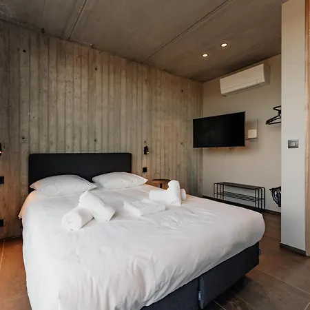 Hotel Coliving - Bord De Meuse - L'échappée Mosane Oupeye