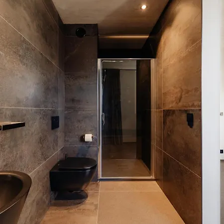Hotel Coliving - Bord De Meuse - L'echappee Mosane *