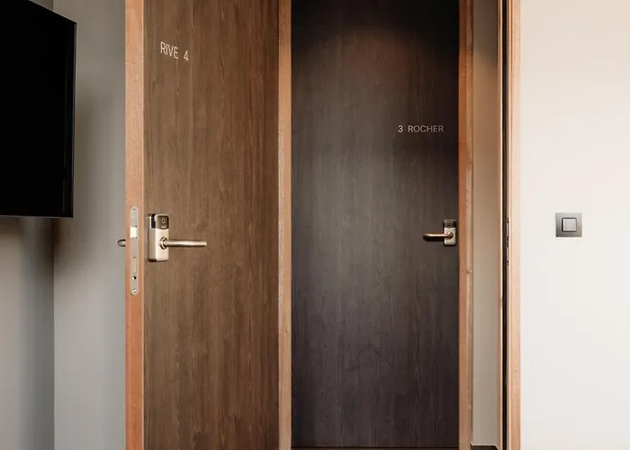 Coliving - Bord De Meuse - L'échappée Mosane Hotel