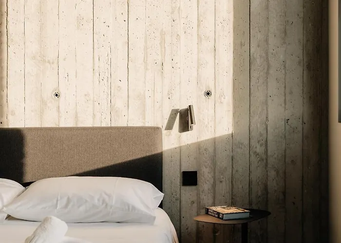 Coliving - Bord De Meuse - L'échappée Mosane Hotel *