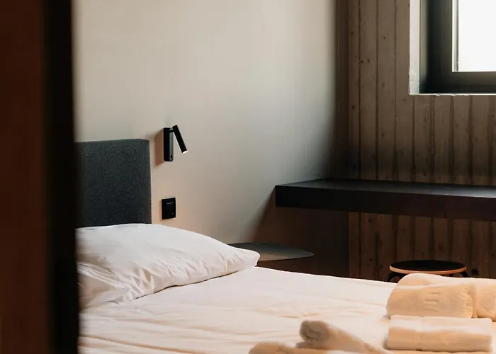 Coliving - Bord De Meuse - L'echappee Mosane Hotel *